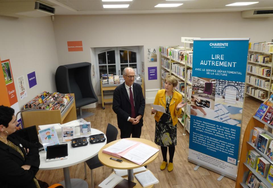 Inauguration espace lire autrement Espace lire autrement