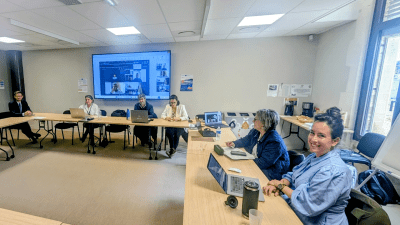 Des représentants du projet AGREE dans une salle de réunion au sein de Grand Cognac