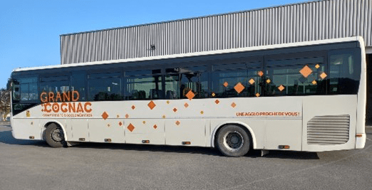 Bus avec flocage Grand Cognac