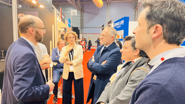 Les élus au sein du salon VS Pack 