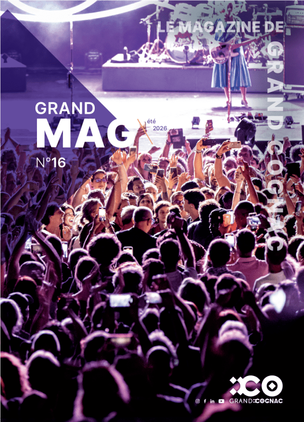 Couverture du Grand Mag N°16 - une foule devant un concert