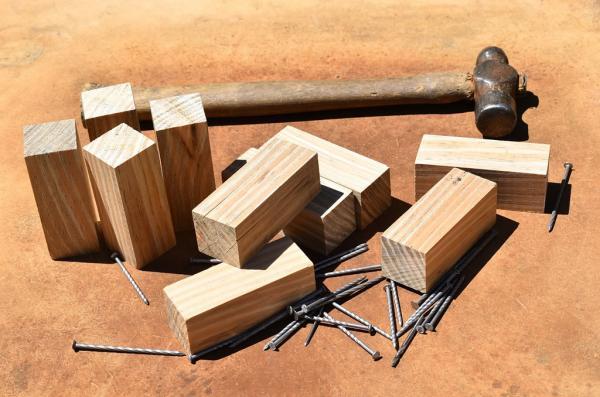 ATELIER FABRICATION DE PETITS OBJETS EN PALETTE