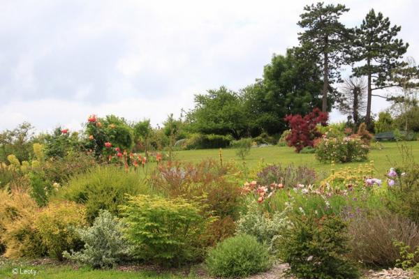 LES JARDINS DE L'OUCHE ET LA FONTAINE FRANÇOIS IER