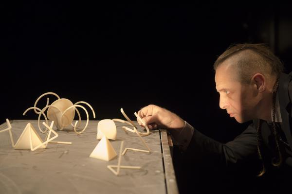 THEATRE AVANT SCENE COGNAC - LE PAS GRAND CHOSE, TENTATIVE PATAPHYSIQUE LUDIQUE