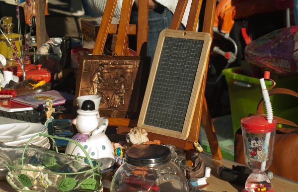 BROCANTE - VIDE GRENIER