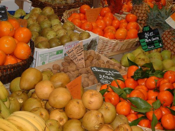 MARCHE SOUS HALLES ET DE PLEIN VENT